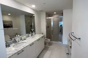 950 Brickell Bay Dr, Miami, FL 33131 - Photo 11