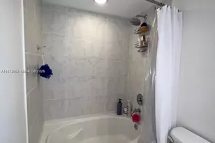 950 Brickell Bay Dr, Miami, FL 33131 - Photo 13