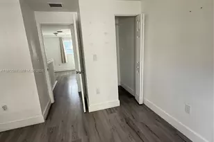 821 SW 2nd St, Miami, FL 33130 - Photo 5