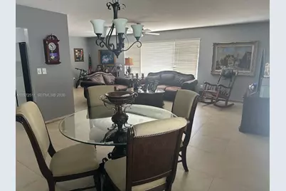 1720 SW 87th Ave, Miami, FL 33165 - Photo 3