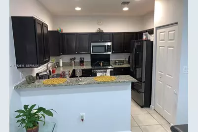 3392 W 90th Ter, Hialeah, FL 33018 - Photo 7