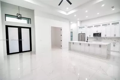 9 NW 12 Pl, Cape Coral, FL 33993 - Photo 7