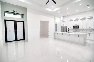 9 NW 12th Pl, Cape Coral, FL 33993 - Photo 7