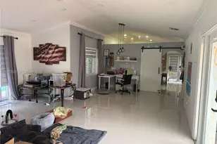 19633 NW 62nd Pl, Miami, FL 33015 - Photo 3