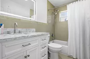 3221 NW 12th Pl, Lauderhill, FL 33311 - Photo 11