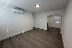 11 Sidonia, Coral Gables, FL 33134 - Photo 13