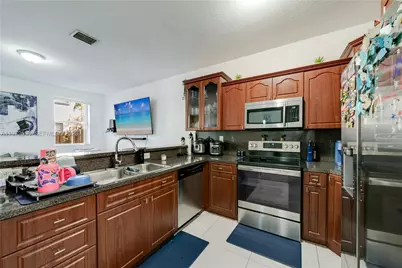 1449 SE 24th Rd, Homestead, FL 33035 - Photo 9