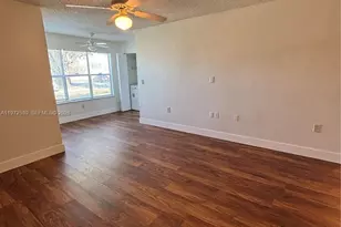 12870 Vista Isles Dr, Sunrise, FL 33325 - Photo 5