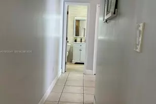 7851 NW 34th Pl, Davie, FL 33024 - Photo 15