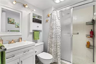 9523 S Hollybrook Lake Dr, Pembroke Pines, FL 33025 - Photo 29