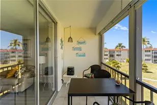 9523 S Hollybrook Lake Dr, Pembroke Pines, FL 33025 - Photo 17