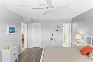 9523 S Hollybrook Lake Dr, Pembroke Pines, FL 33025 - Photo 21