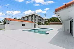 1221 Biarritz Dr, Miami Beach, FL 33141 - Photo 55