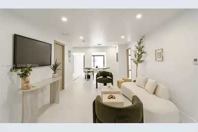 1221 Biarritz Dr, Miami Beach, FL 33141 - Photo 13