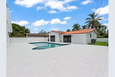 1221 Biarritz Dr, Miami Beach, FL 33141 - Photo 37