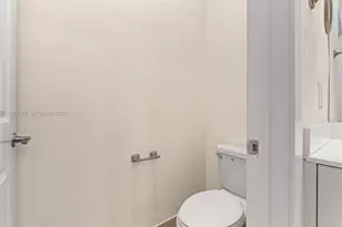 4546 NW 83rd Ave, Doral, FL 33166 - Photo 23