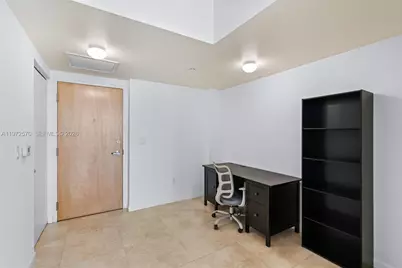 350 S Miami Ave #2210, Miami, FL 33130 - Photo 3