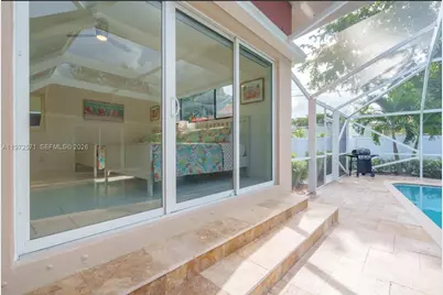 811 N Highland Dr, Hollywood, FL 33021 - Photo 49