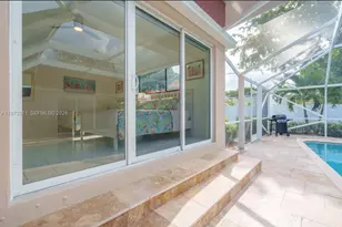 811 N Highland Dr, Hollywood, FL 33021 - Photo 49