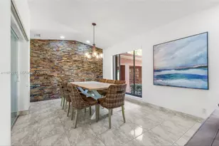 811 N Highland Dr, Hollywood, FL 33021 - Photo 23