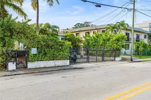 1460 NW 2nd St, Miami, FL 33125 - Photo 3