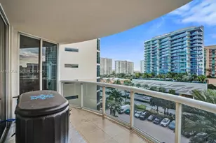 17555 Collins Ave, Sunny Isles Beach, FL 33160 - Photo 3