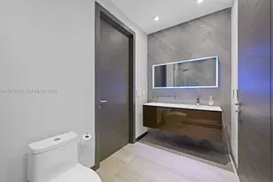 1615 NE 196th St, Miami, FL 33179 - Photo 15