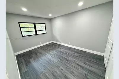 2700 N 34th Ave #I, Hollywood, FL 33021 - Photo 17