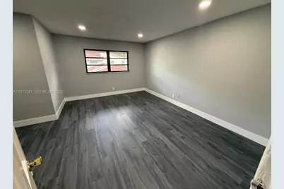 2700 N 34th Ave #I, Hollywood, FL 33021 - Photo 21