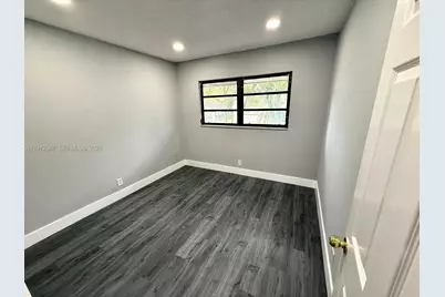 2700 N 34th Ave #I, Hollywood, FL 33021 - Photo 19