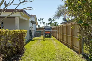 8121 SW 203rd St, Cutler Bay, FL 33189 - Photo 59