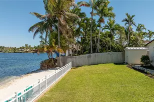 8121 SW 203rd St, Cutler Bay, FL 33189 - Photo 55