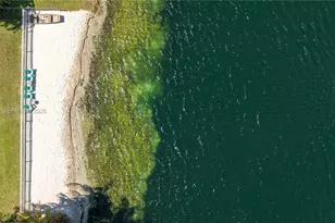 8121 SW 203rd St, Cutler Bay, FL 33189 - Photo 75