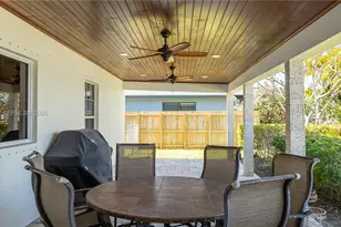 8121 SW 203rd St, Cutler Bay, FL 33189 - Photo 15