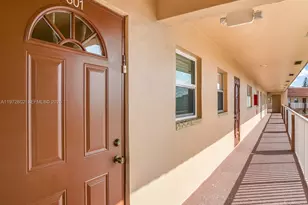 9001 Sunrise Lakes Blvd, Sunrise, FL 33322 - Photo 23