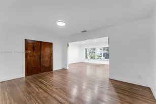 3965 SW 60th Ct, Miami, FL 33155 - Photo 7