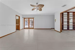 15305 SW 74th Ct, Palmetto Bay, FL 33157 - Photo 9