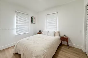 1035 NW 64th St, Miami, FL 33150 - Photo 17