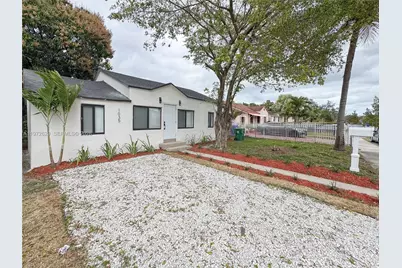 1035 NW 64th St, Miami, FL 33150 - Photo 3