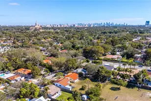 5730 SW 42nd Terrace, South Miami, FL 33155 - Photo 9