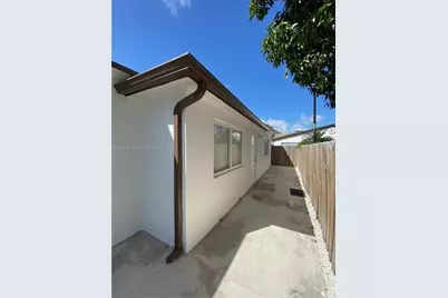 1907 McKinley St #2, Hollywood, FL 33020 - Photo 11