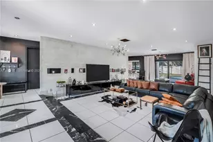 20220 Highland Lakes Blvd, Miami, FL 33179 - Photo 3