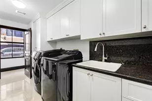 3020 McDonald St, Miami, FL 33133 - Photo 15