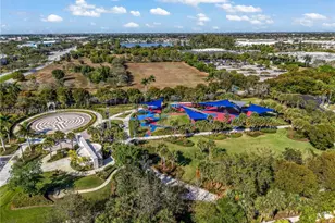 9986 NW 52nd St, Sunrise, FL 33351 - Photo 43