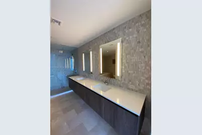 88 SW 7th St #2010, Miami, FL 33130 - Photo 19
