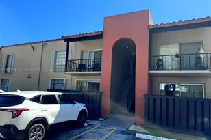 10836 N Kendall Dr, Miami, FL 33176 - Photo 1