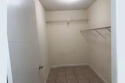 915 NW 1st Ave #LTH118, Miami, FL 33136 - Photo 9