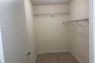 915 NW 1st Ave, Miami, FL 33136 - Photo 9