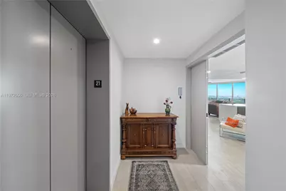 488 NE 18th St #2112, Miami, FL 33132 - Photo 7