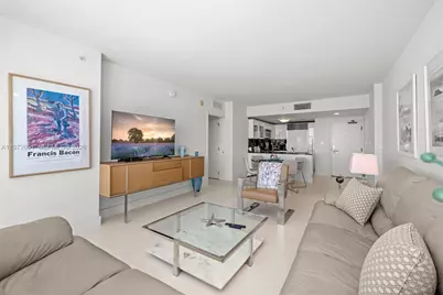 6801 Collins Ave #1401, Miami Beach, FL 33141 - Photo 15